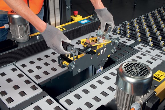 SIAT NASTRO SB™ R8 - Zaklejarka do kartonów, mobilna, półautomatyczna 6