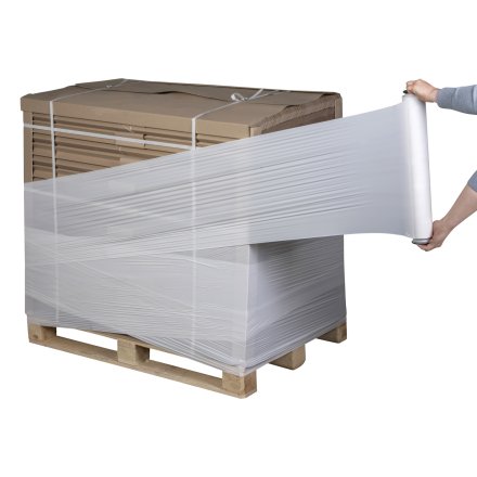 Folia stretch biała HarmadonThinCore™ 1,35kg / 23µm / 110m 4